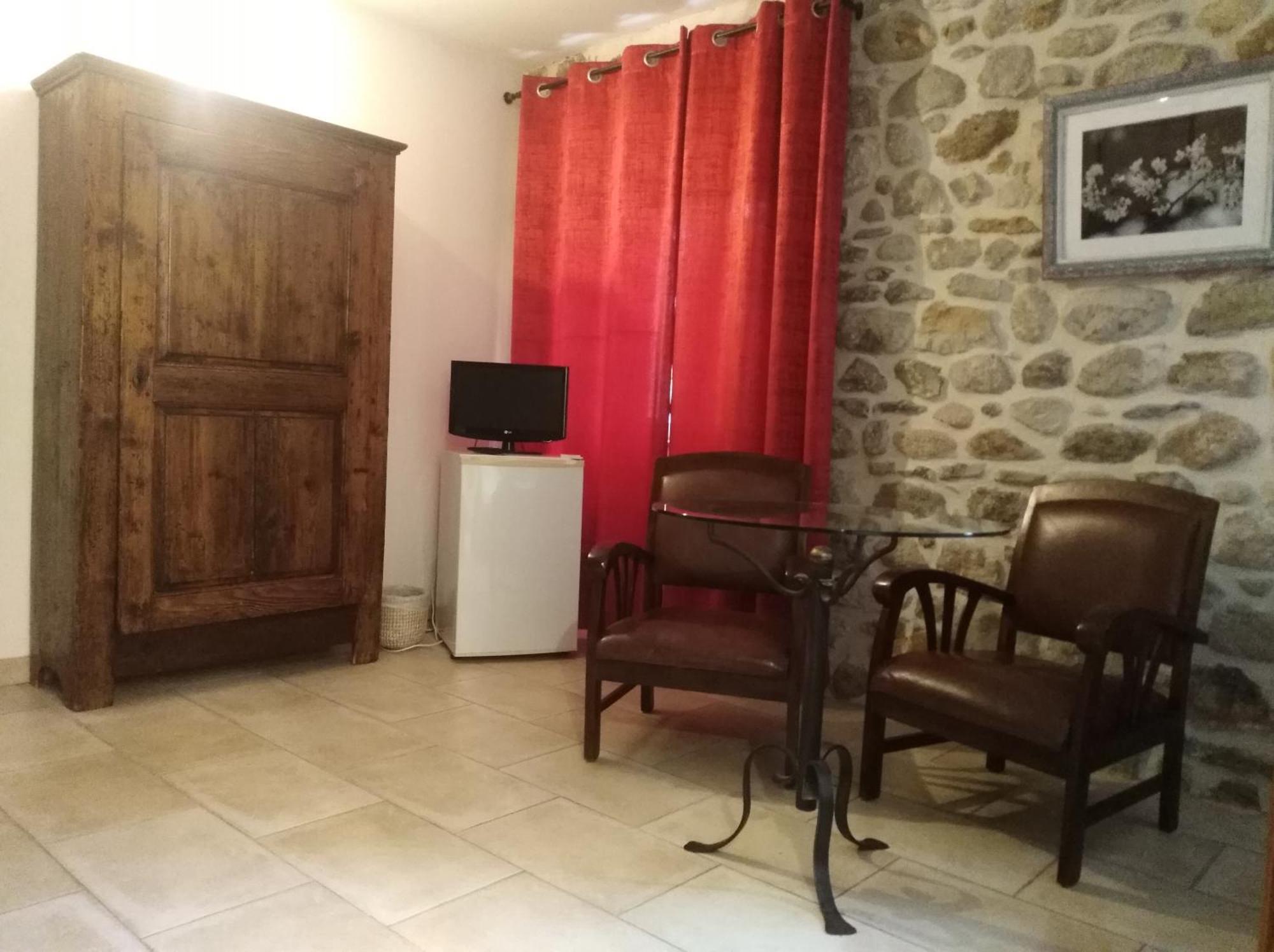 Le Mas De La Musardiere Chambres D Hotes Les Assions エクステリア 写真