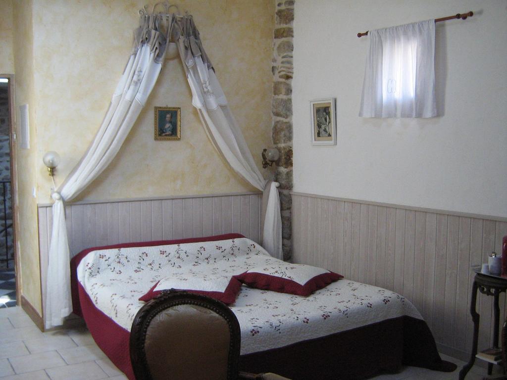 Le Mas De La Musardiere Chambres D Hotes Les Assions エクステリア 写真